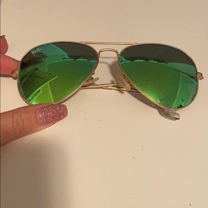 Ray ban aviator sunglasses